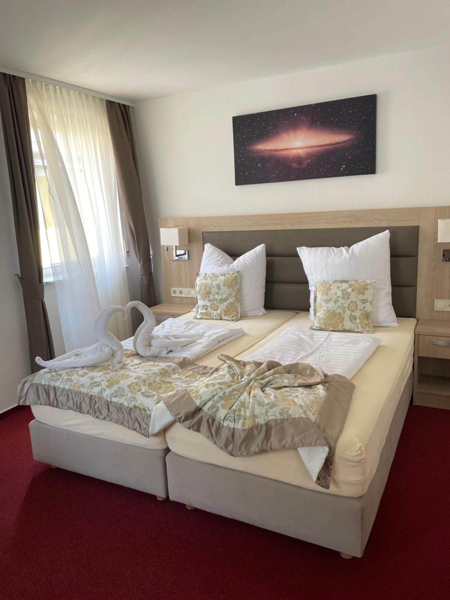 Hotel Sonne Weingarten  Exteriér fotografie