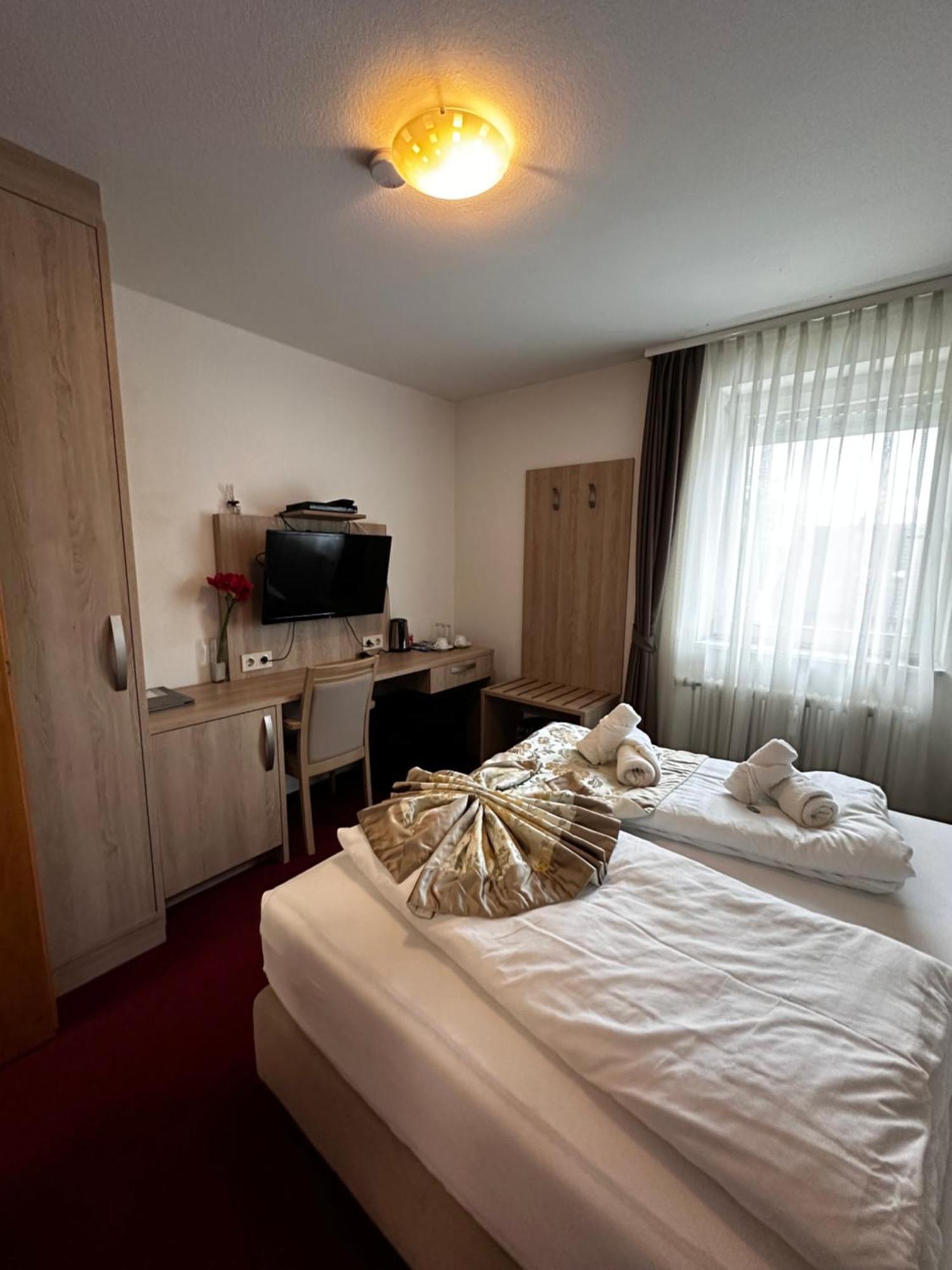 Hotel Sonne Weingarten  Exteriér fotografie