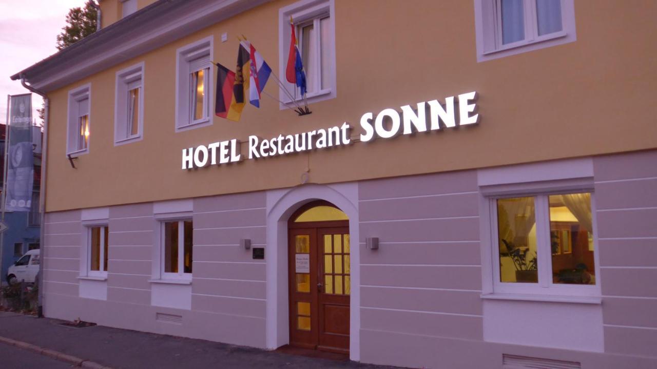 Hotel Sonne Weingarten  Exteriér fotografie